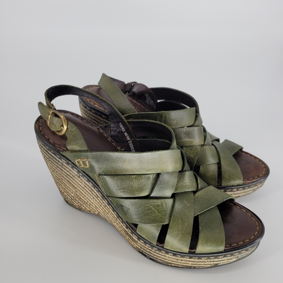 Born Shoes - Born Green genesis wedge heel size 10